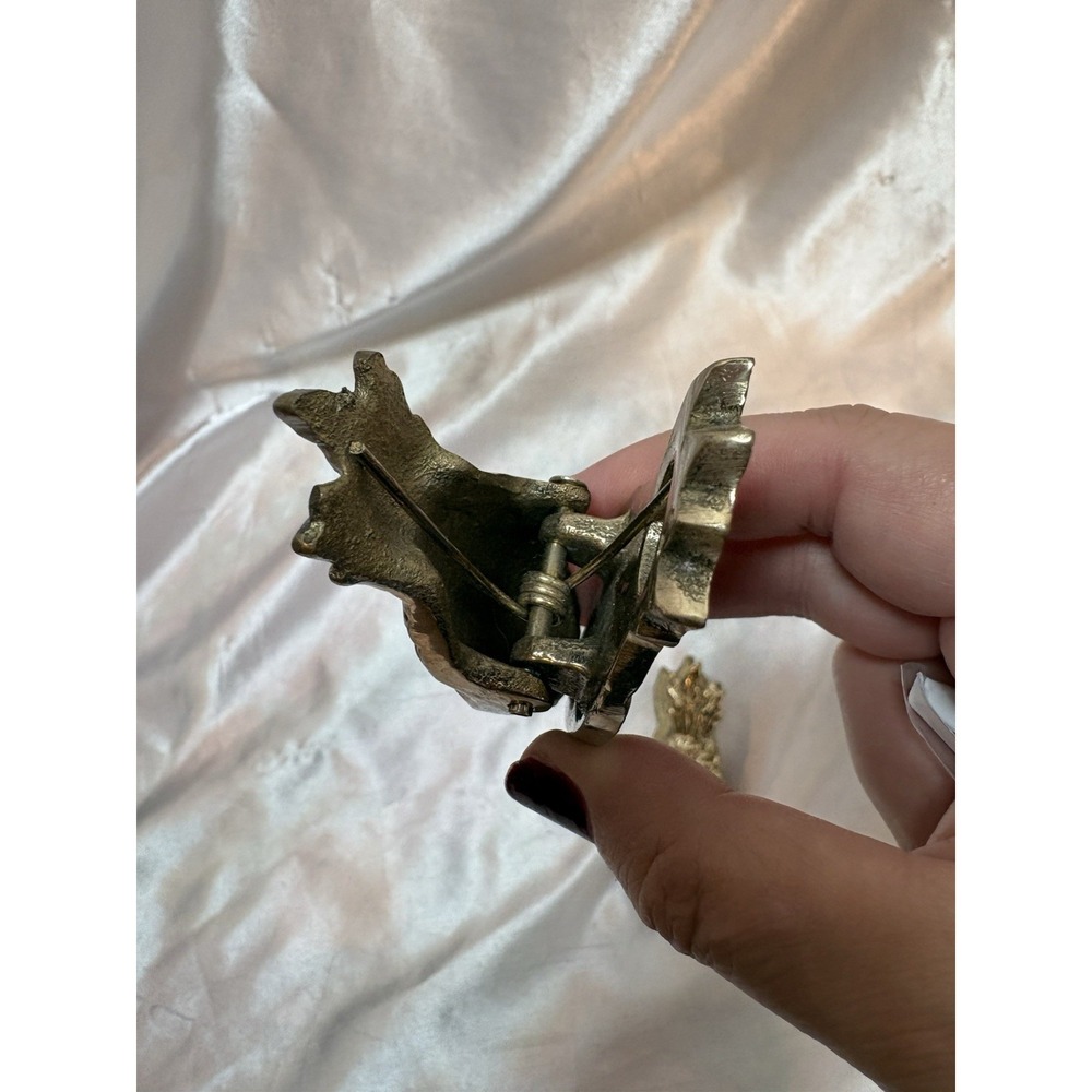 2 Vtg Brass Whale & Pineapple Paper Clip Paperweight Door Note Holder Hangable - Picture 6 of 6